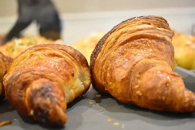 Cappuccino e brioche
